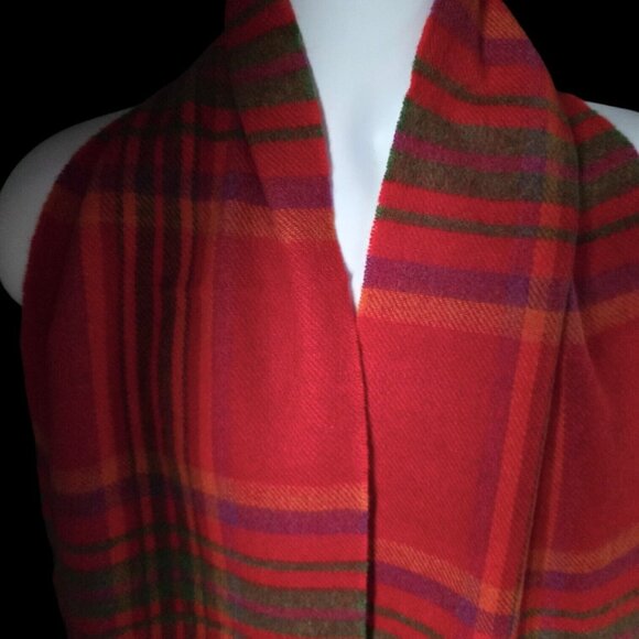 Aran Sweater Market Ireland Lambswool Red Pink Plaid Scarf Long JHC1903 - Picture 3 of 12